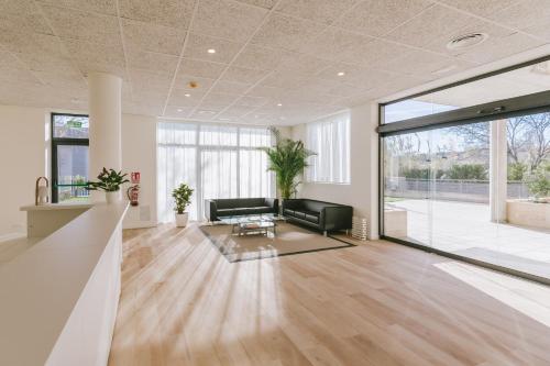 CIM Aparthotel, Cataluna