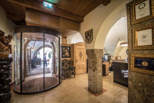 237413855 Hotel Goldener Adler, BW Signature Collection
