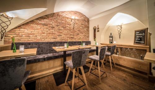237414790 Hotel Goldener Adler, BW Signature Collection