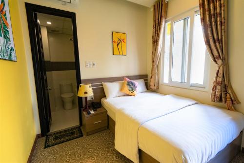Superior Double Room image 9