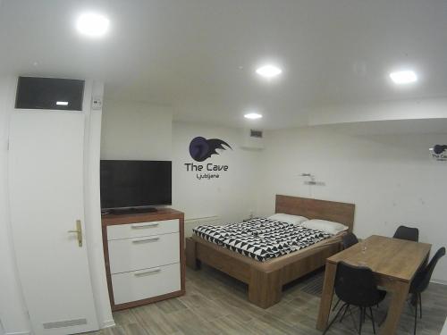 The Cave, Lublaň (fotografie 3)