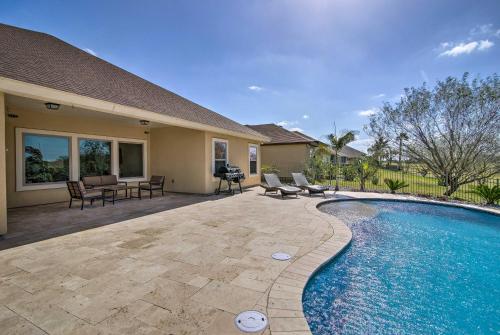 South Padre Home with Saltwater Pool Near Golf! Laguna Vista