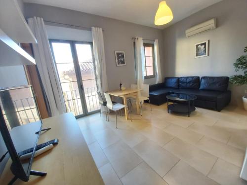 Deluxe Apartment image 1