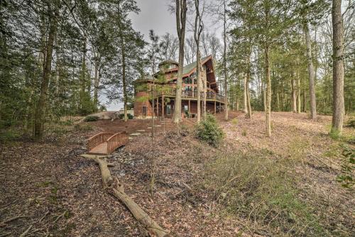 Waterfront Cottage with Fishing Dock and Fireplace!