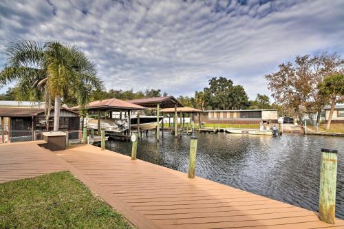 Waterfront Homosassa Home with Private Dock and Deck! in Homosassa (FL)