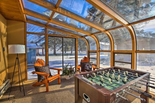 4 Season, Waterfront Houghton Lake House with Dock! in Houghton Lake, USA