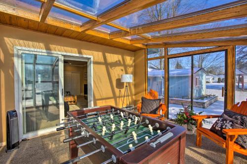 4 Season, Waterfront Houghton Lake House w/ Dock! in Houghton Lake (MI)
