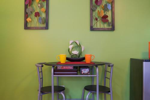 Hainsley Apartments - Walk to Wilton Drive in Fort Lauderdale, USA