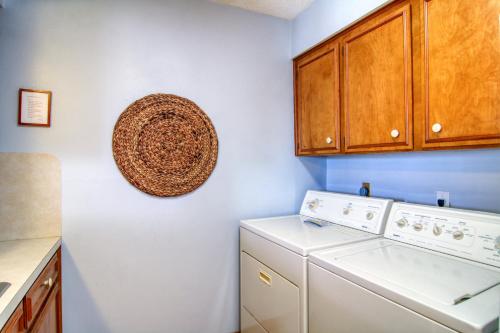 Seascape Villas - image 10