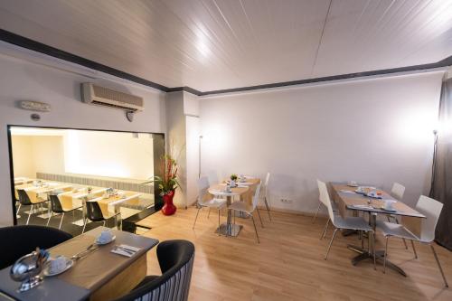 Atenea Rekord Suites - main image