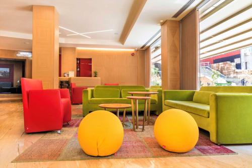 CITY Hotel Sofia - image 4