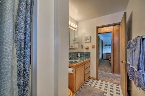Bear Valley Cabin - Ski to XC Trails! - image 11