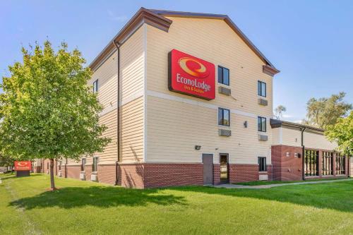 Econo Lodge Inn & Suites Fairgrounds