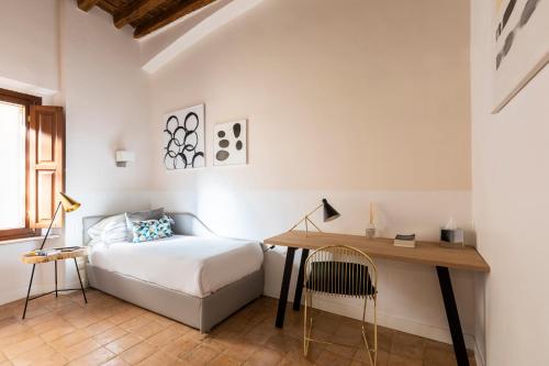 Margana Palace - Your Private Palazzo - image 11