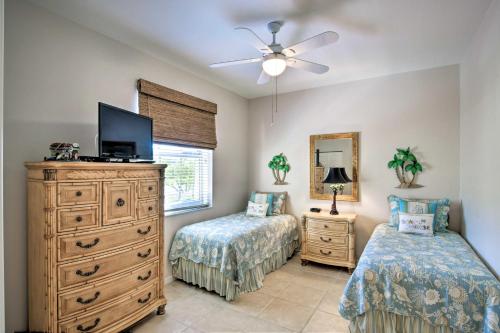 Waterfront Condo with Lanai and Views - Walk to Beach! - image 2