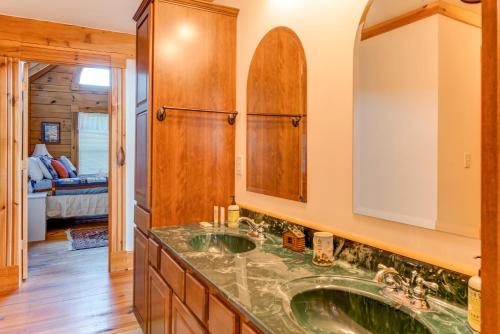 Longview Lodge - image 8
