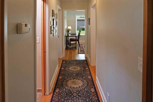 Remodeled Apt - 8 Mi to Downtown Minneapolis! - image 9
