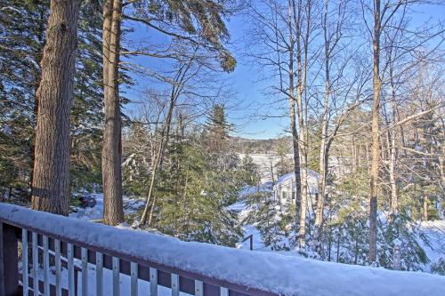 Sawyer Lake Home - Walk to 6 Swimming Beaches - image 2