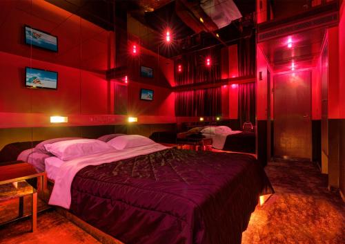 ALFA HOTEL - image 12
