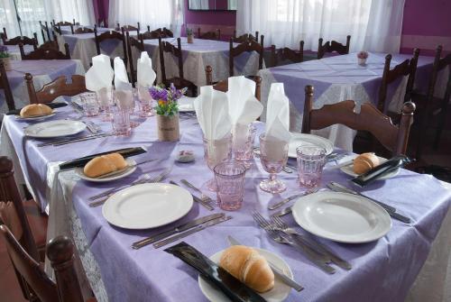 Hotel Cheri - image 4
