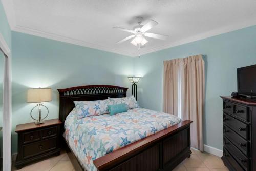 910 Majestic Beach Resort - image 2