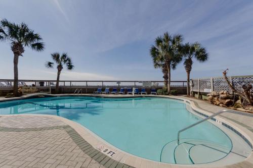 2106 Edgewater Golf Villa - image 5