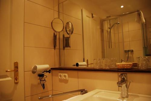 Wohlfuhlhotel Horn van Diek mit Schwimmbad