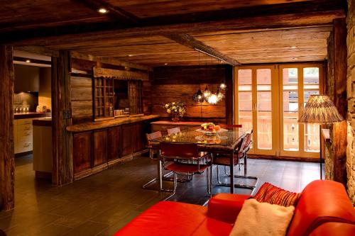 Luxury Chalets & Apartments by Mountain Exposure, Церматт (фото 4)
