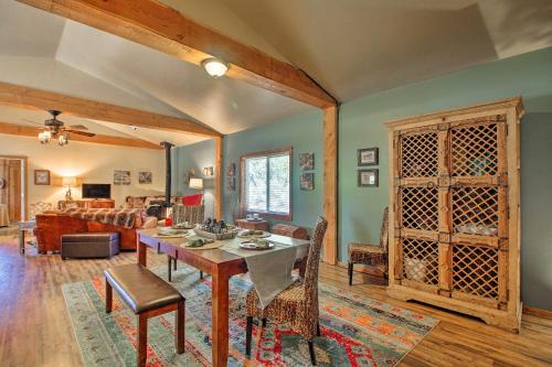 Dog-Friendly Ranch Cottage w/ Yard ~ 13 Mi to Bend in Powell Butte (OR)