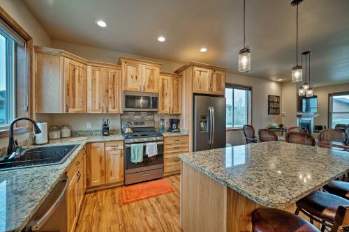 Cabin on the Green with Game Room and Fireplace!