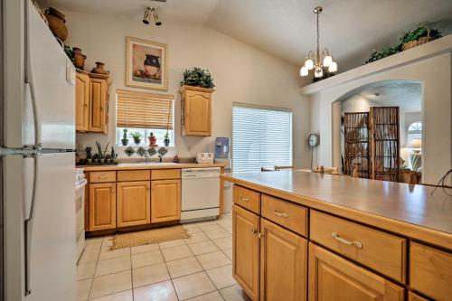 St George Townhome with Patio - Near Natl Parks - image 2