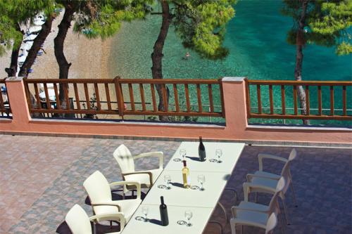 Rooms Apostolis 3
