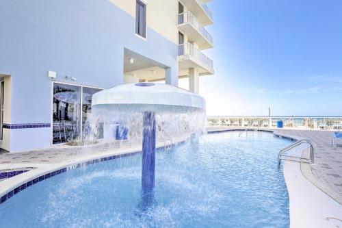 Beachfront Panama City Resort Condo with 2 King Beds - image 8