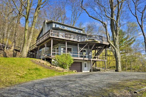 Skaneateles Lake Home Water Views and Private Beach