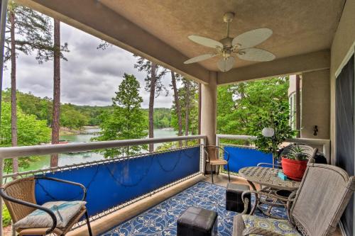 Lakefront Condo with Resort-Style Amenities and Marina