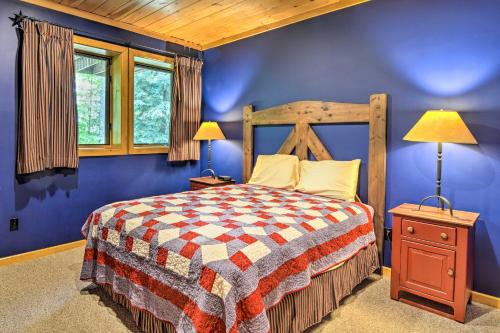 Boyne Mtn Cabin with Hot Tub Near Resort - image 8