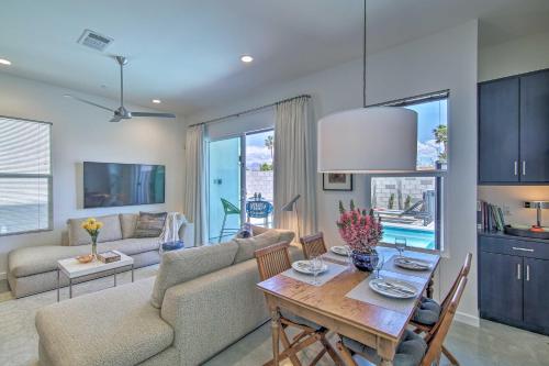 Luxurious Palm Springs Home 2 Mi to Downtown - image 2