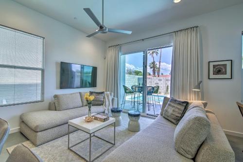 Luxurious Palm Springs Home 2 Mi to Downtown - image 3