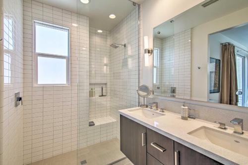 Luxurious Palm Springs Home 2 Mi to Downtown - image 4