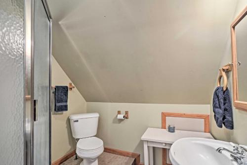 Northport Home with Deck and Panoramic Lake View! - image 4