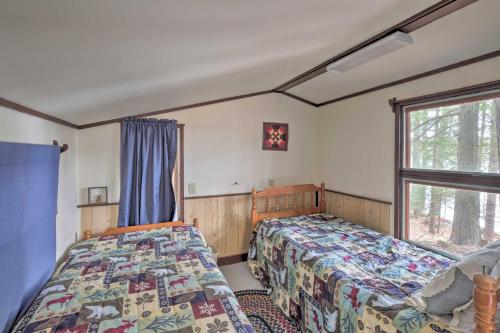 Lakefront Hartford Cabin with Canoe and Boat Ramp - image 9