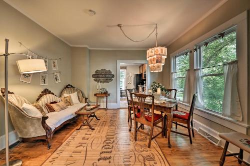 Mt Holly Cottage, Near Ntl Whitewater Center in Mount Holly, USA