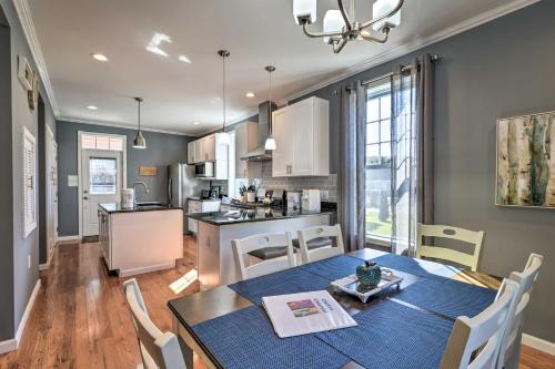 Quaint Ligonier Family Home - 3 Miles to Idlewild! in ลิโกนิเอ (PA)