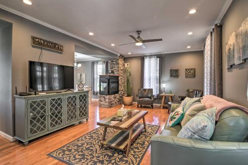 Quaint Ligonier Family Home - 3 Miles to Idlewild! in Ligonier, USA