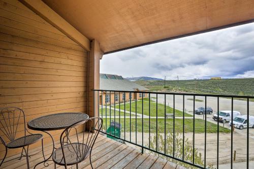 Granby Condo with Pool Access - Mins to Hiking! - image 5