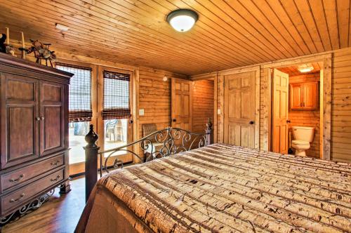 Stunning Mtn View Cabin with Gazebo 5Mi to Dollywood - image 8