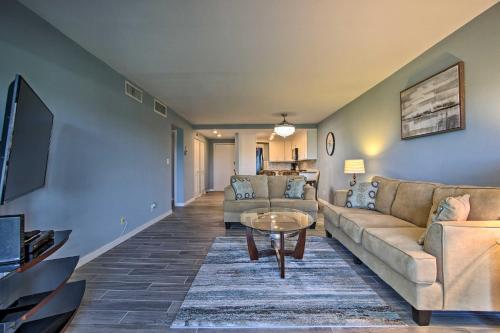 Hutchinson Island Condo - 2 Blocks to Beach! - image 3