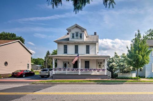 Harrisburg Cottage, 15 Mins to Hersheypark! in Harrisburg, USA