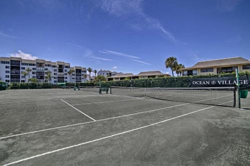 Hutchinson Island Condo - 2 Blocks to Beach! - image 7