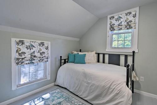 Historic Black Mountain Cottage with Fire Pit! - image 7